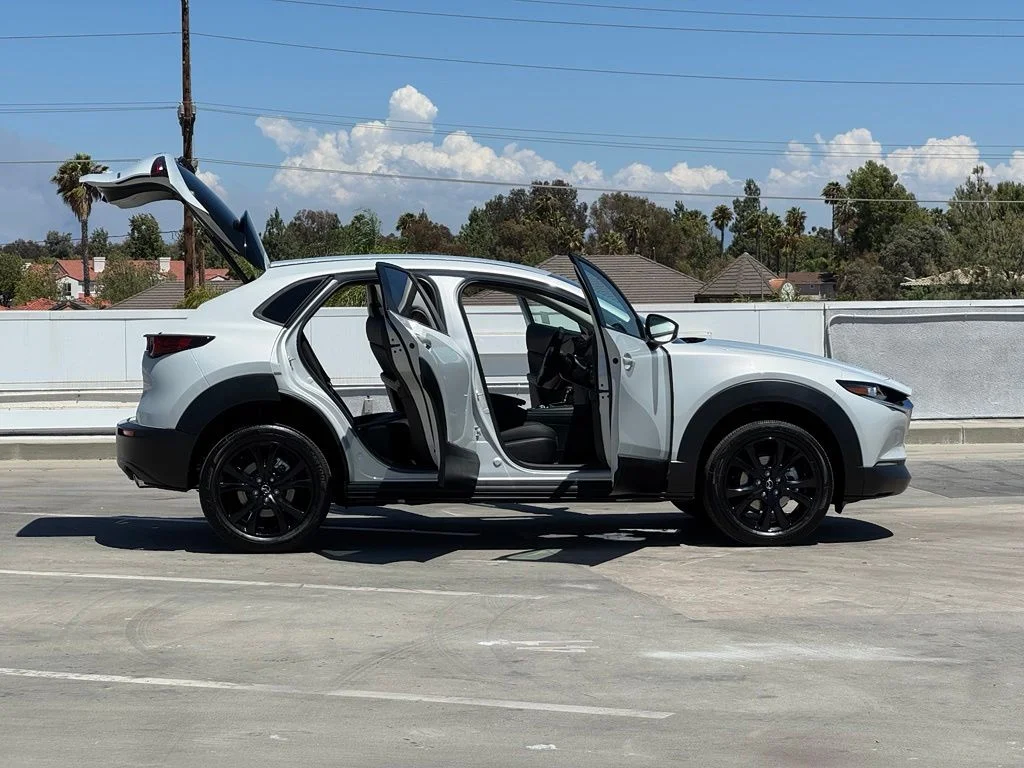 New 2026 White Mazda 2.5 S Select Sport image 29