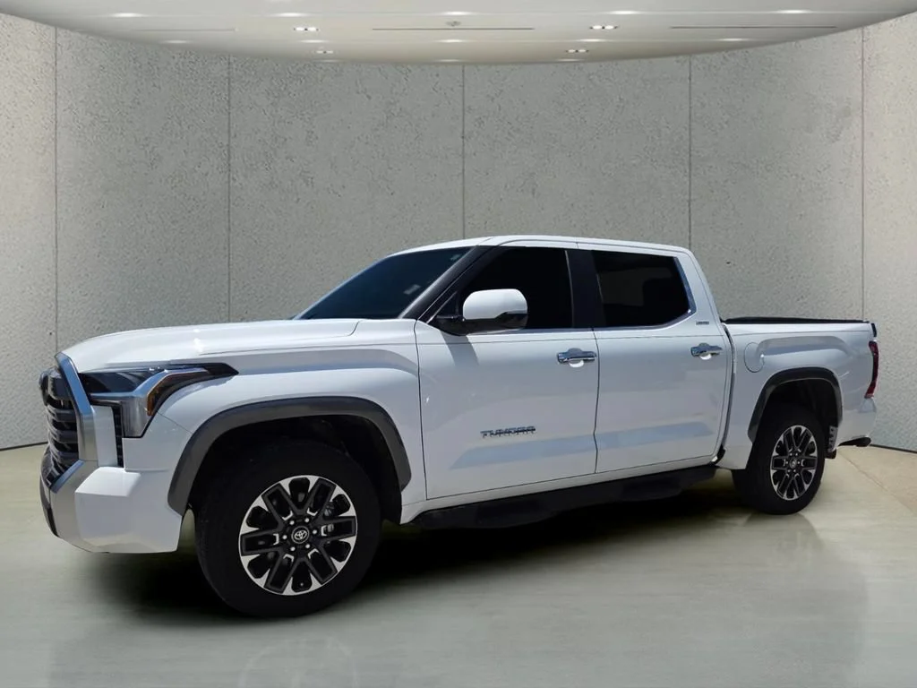 Used 2025 Ice Toyota Limited image 8
