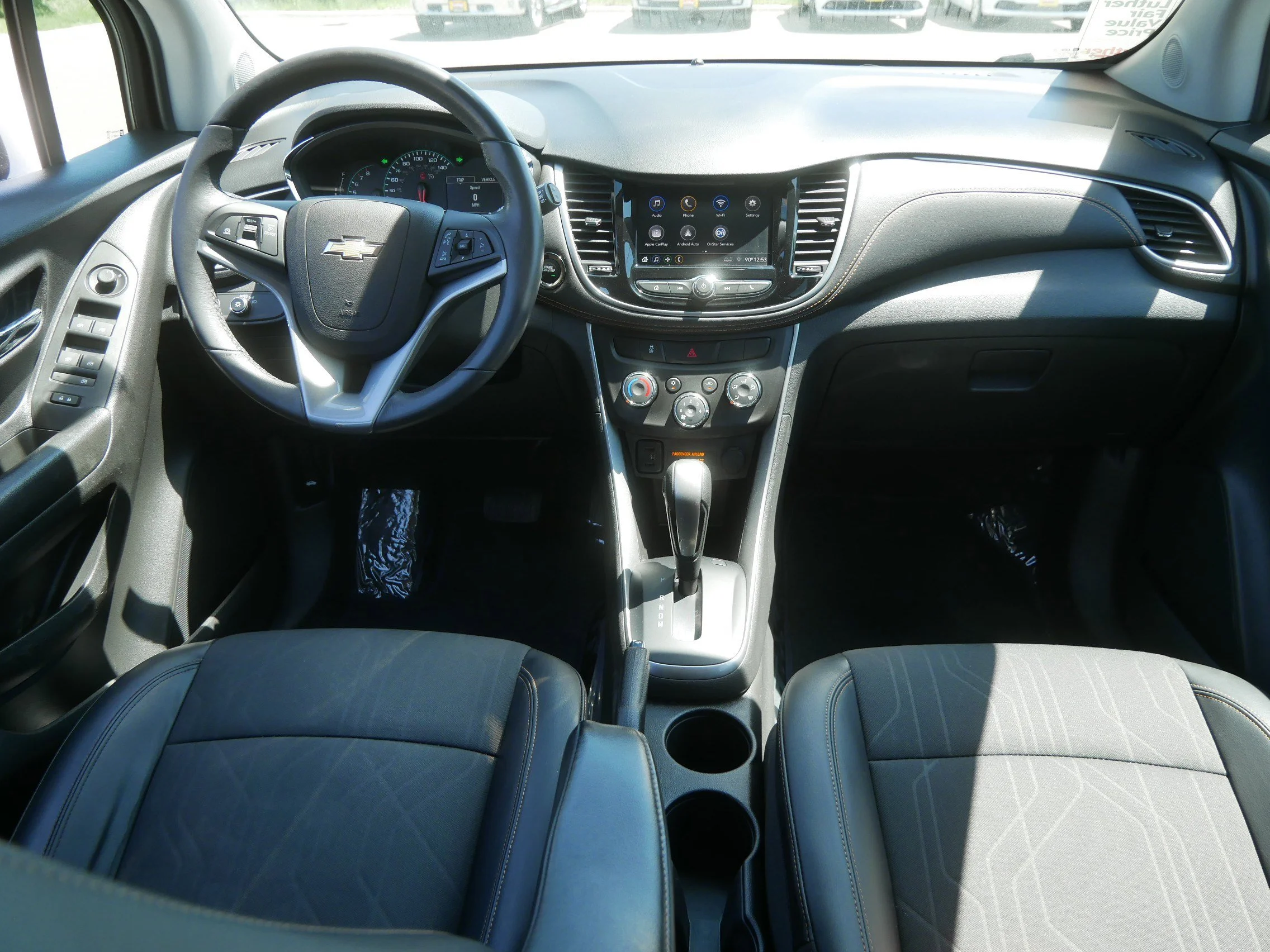 Used 2022 Summit White Chevrolet LT image 10