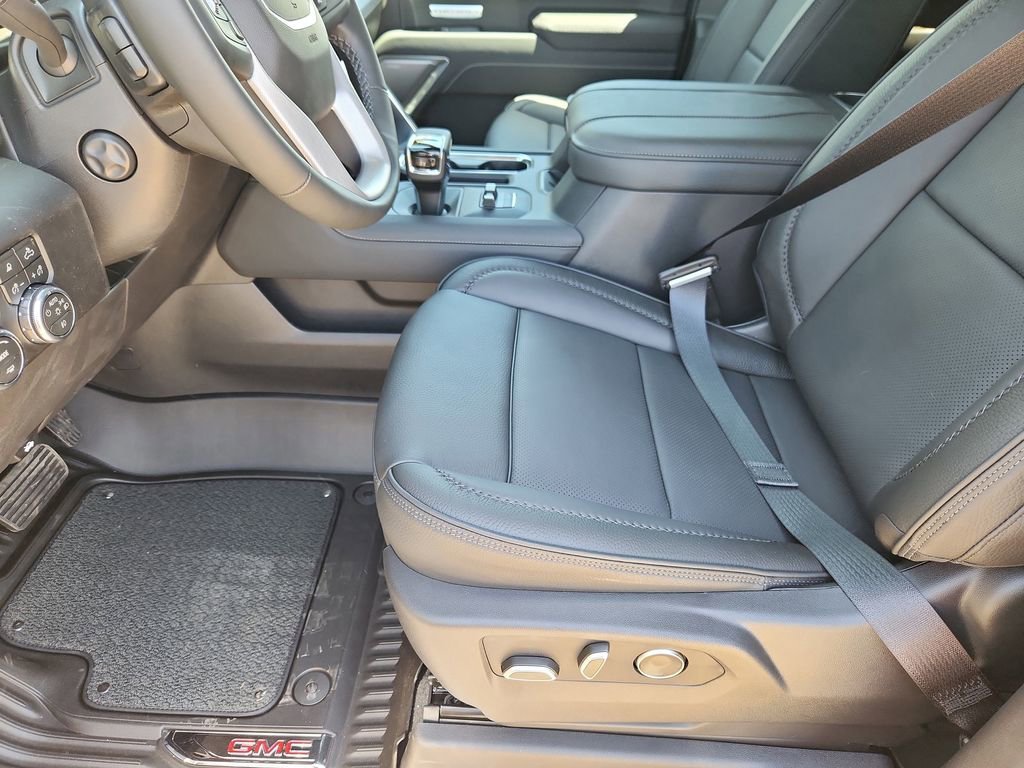 2026 GMC Sierra 1500 Denali - Photo 8