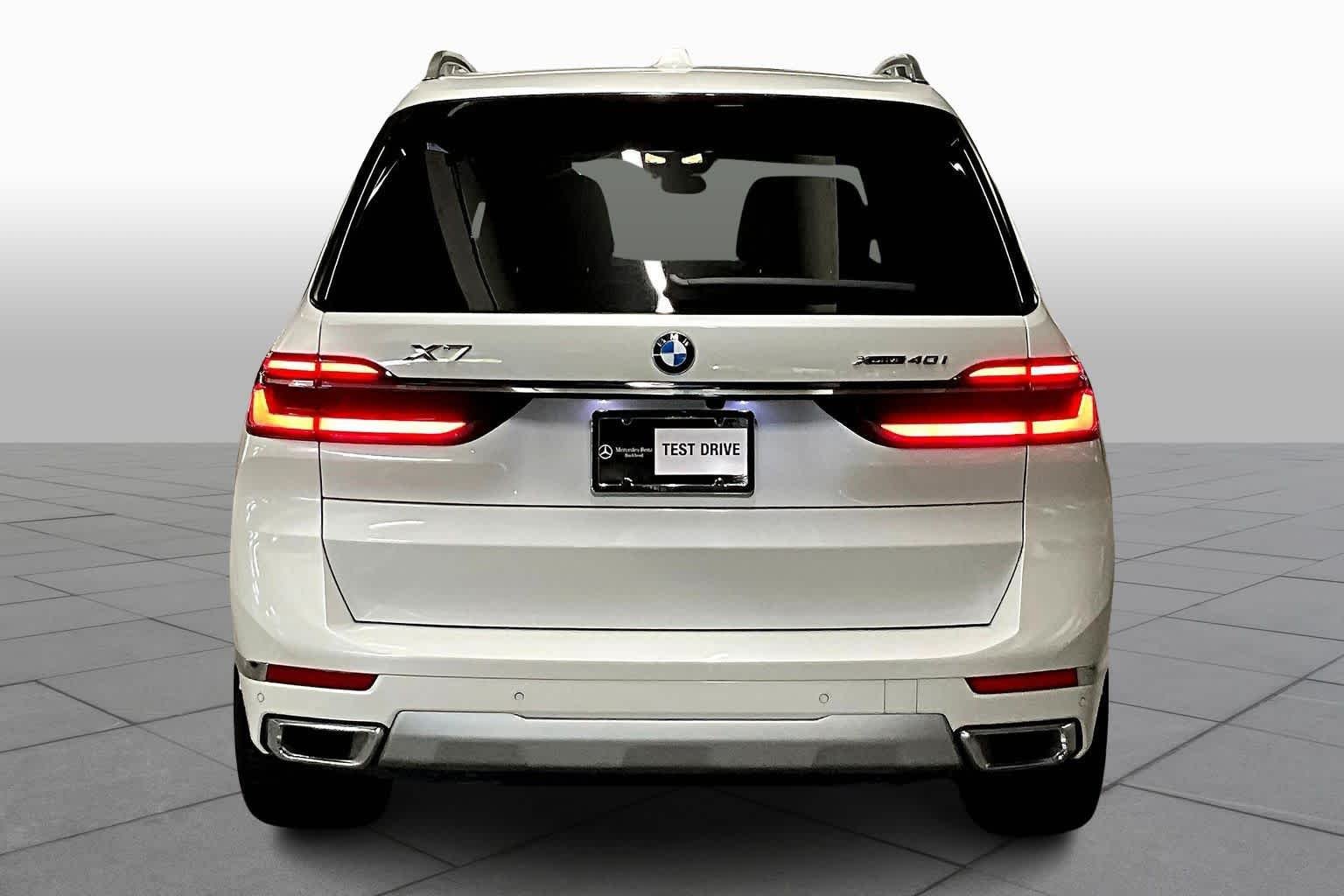 Used 2024 Mineral White Metallic BMW xDrive40i image 5