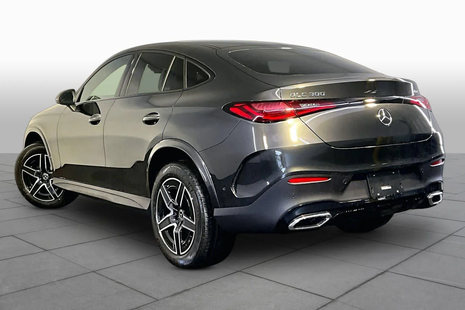 New 2027 Graphite Grey Metallic Mercedes-Benz GLC 300 image 3