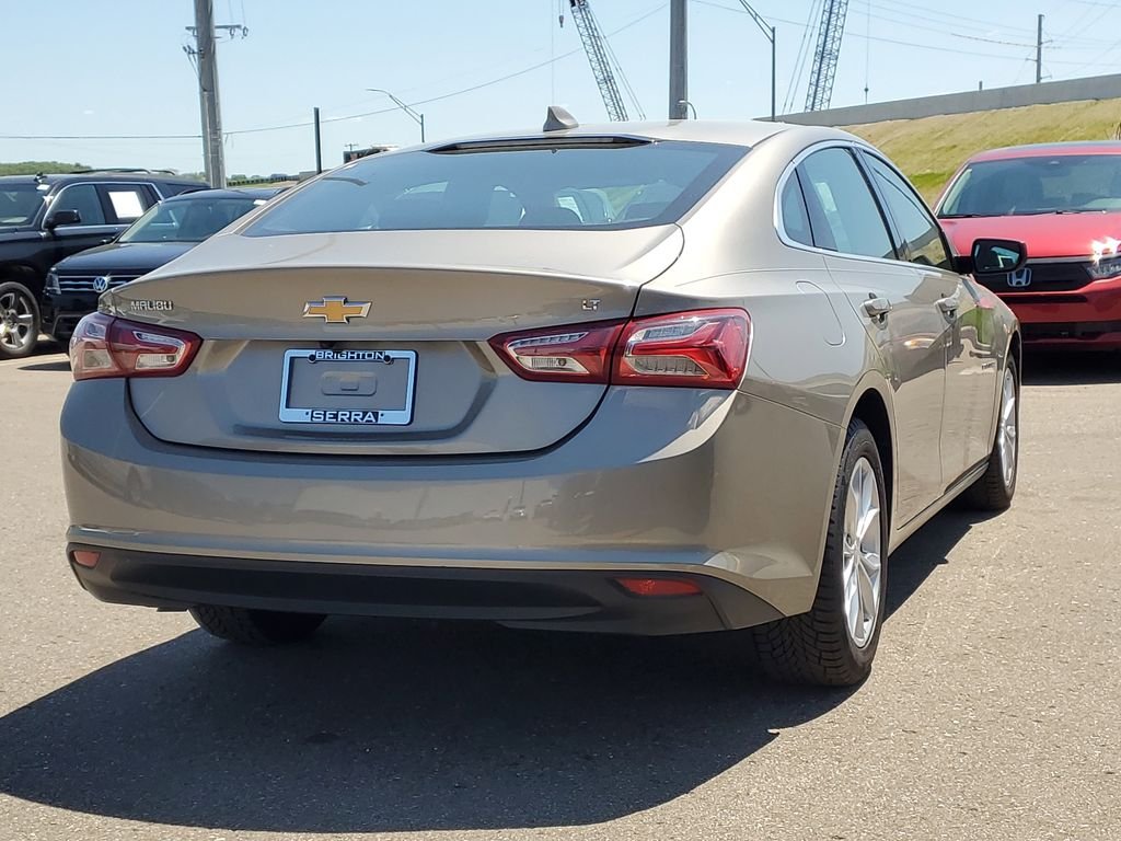 Used 2022 Mineral Gray Metallic Chevrolet LT image 3