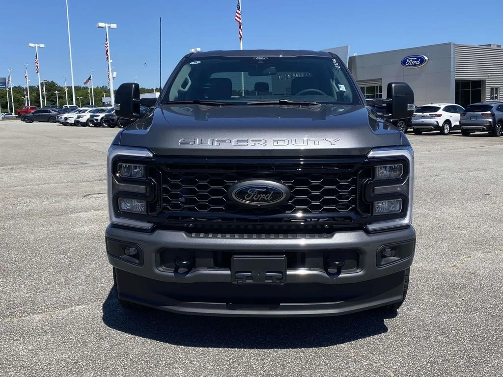 New 2026 Carbonized Gray Metallic Ford F-350® XLT image 7