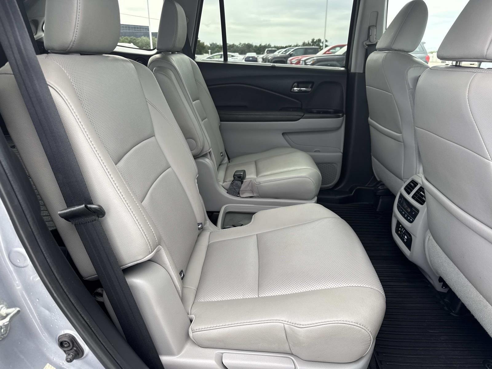 Used 2016 SILVER Honda Elite image 9