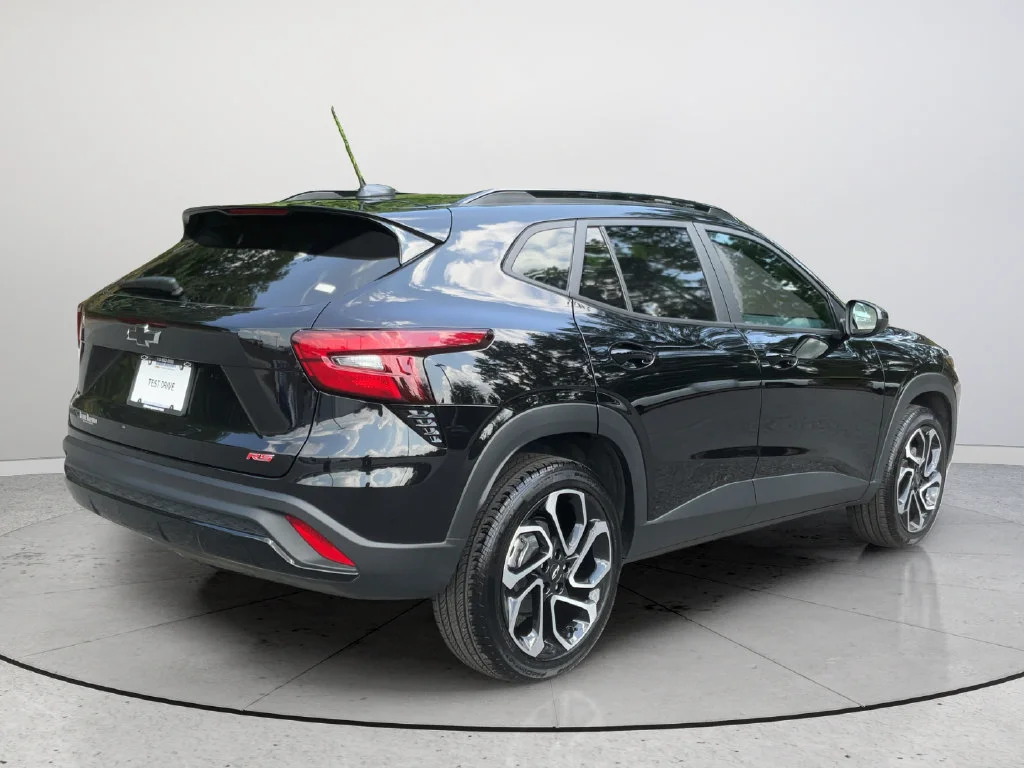 2024 Chevrolet Trax RS - Photo 6
