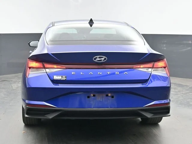 Used 2023 Blue Hyundai SEL image 8