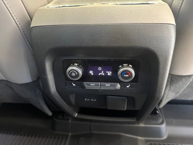 2026 GMC Acadia Elevation - Photo 35
