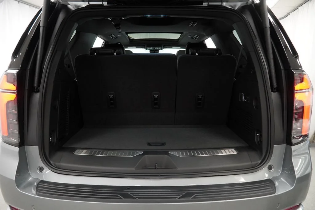 New 2026 Sterling Gray Metallic Chevrolet High Country image 28