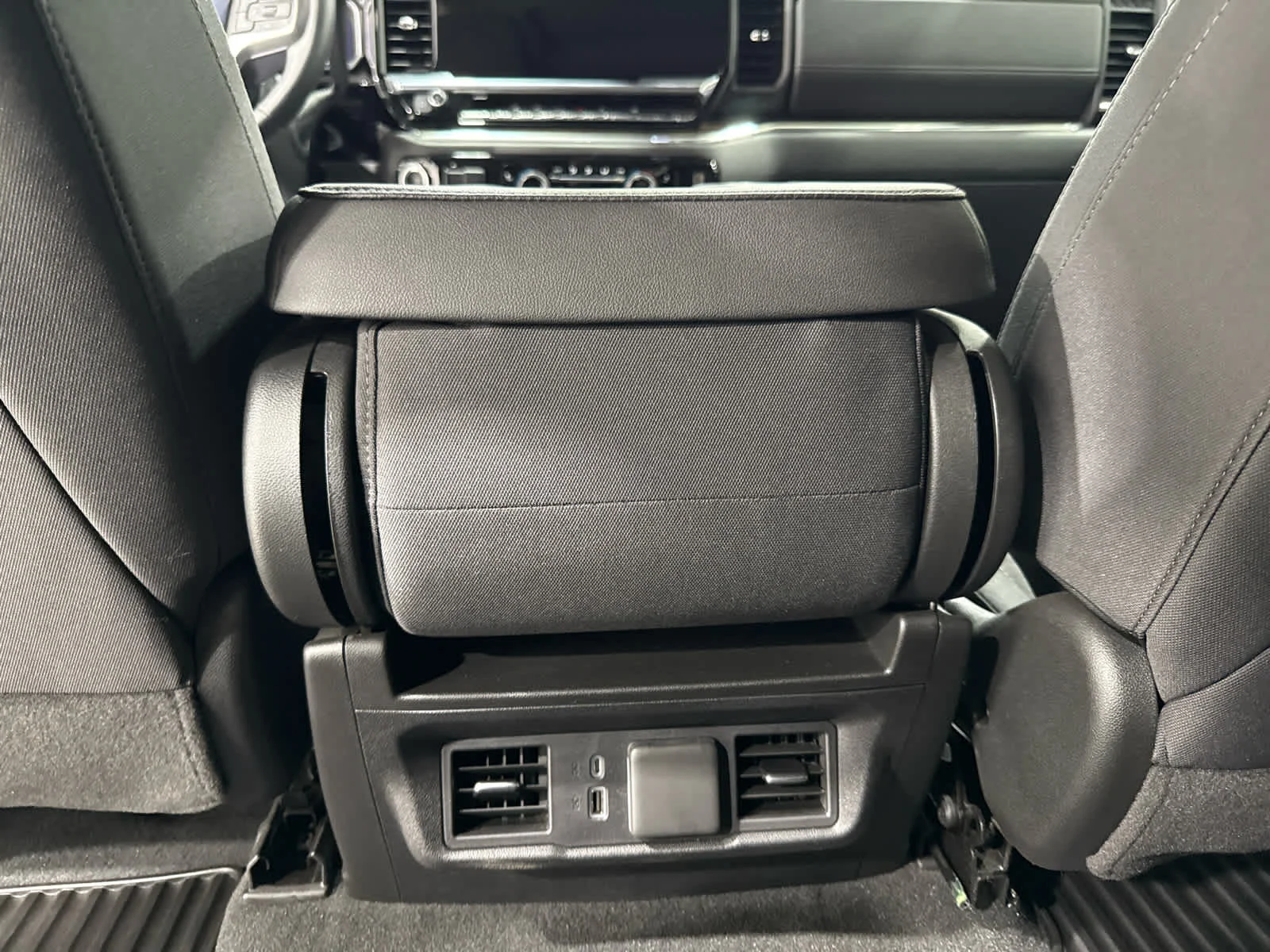 Used 2025 Summit White Chevrolet LT image 7