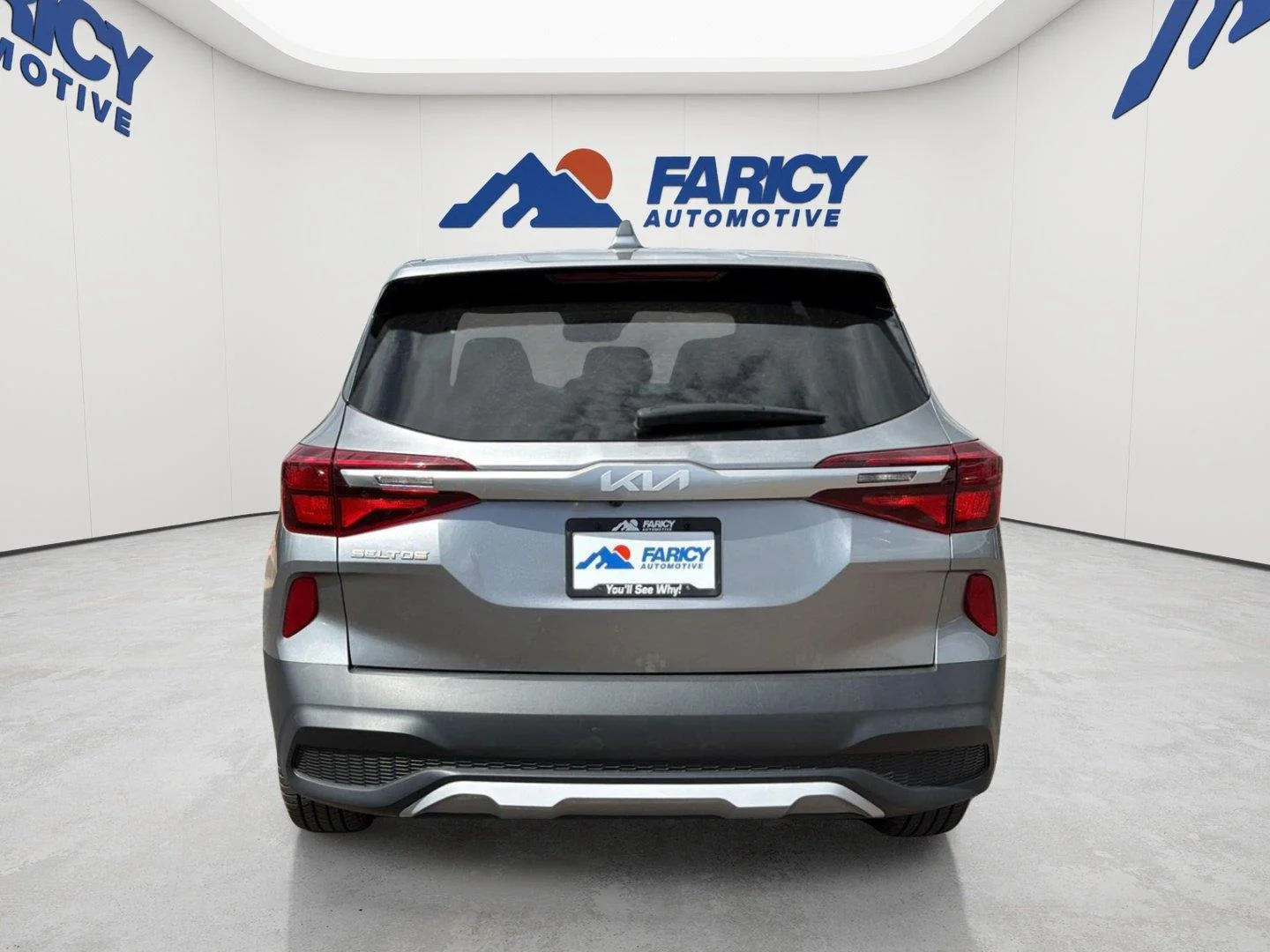 Used 2023 Steel Gray Kia LX image 7