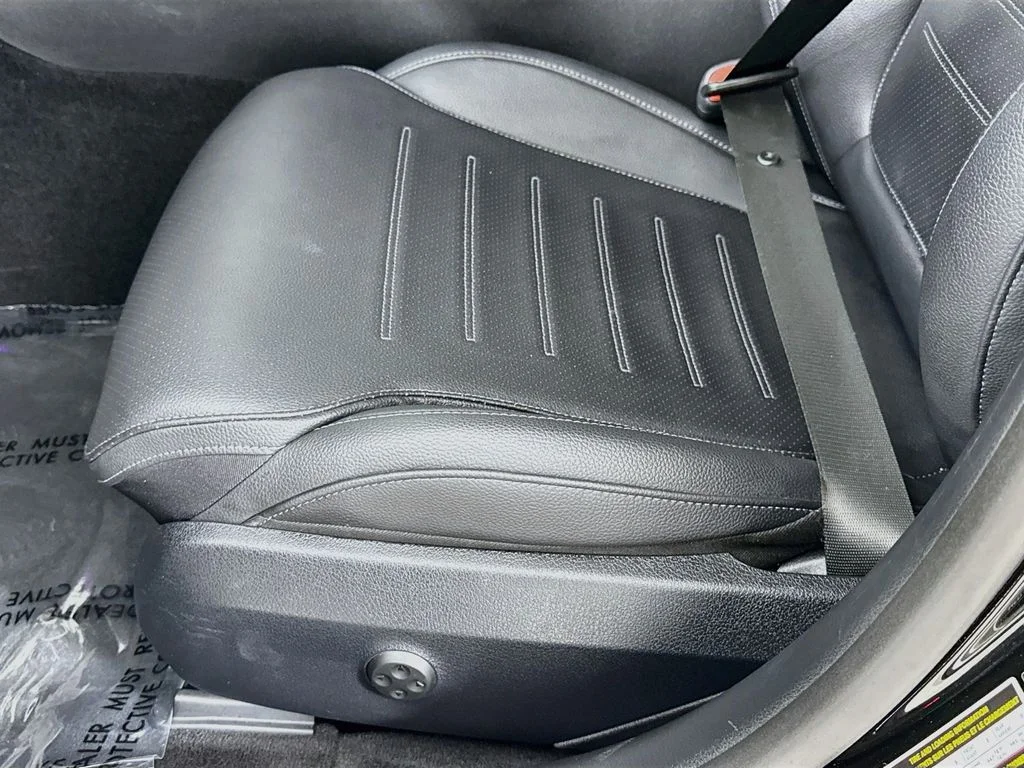Used 2024 Black Mercedes-Benz C 300 image 20