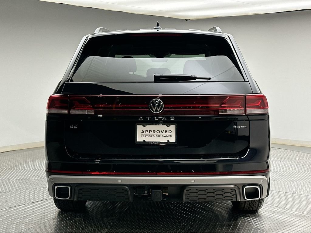 Used 2024 Deep Black Volkswagen 2.0T Peak Edition SE w/Technology image 12