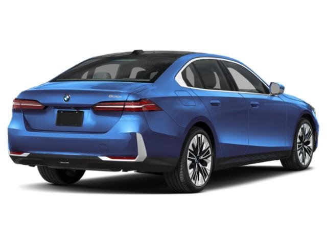 New 2027 Phytonic Blue Metallic BMW 530i image 5