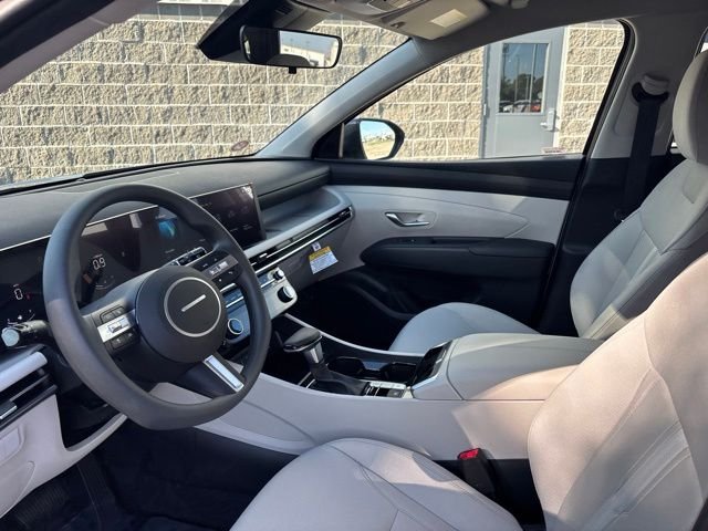 New 2026 Shimmering Silver Hyundai SEL Plus image 15