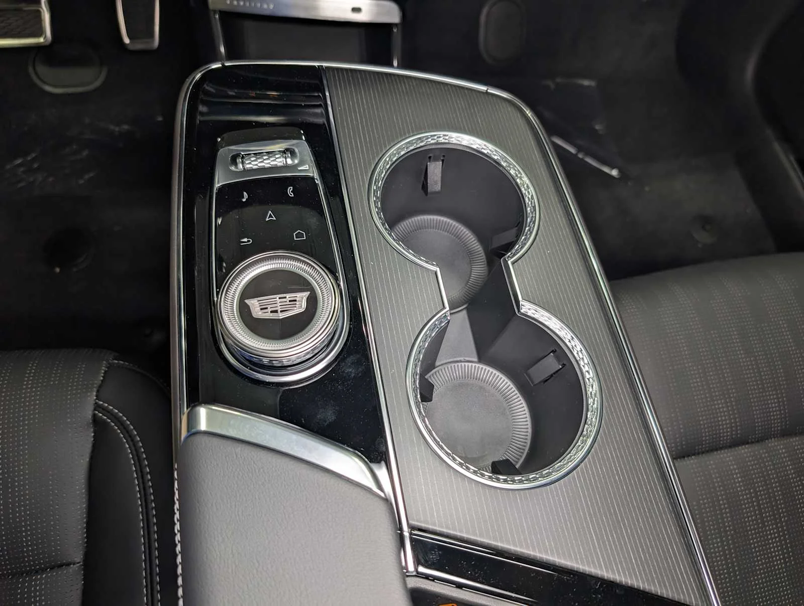 2026 Cadillac LYRIQ V - Photo 28