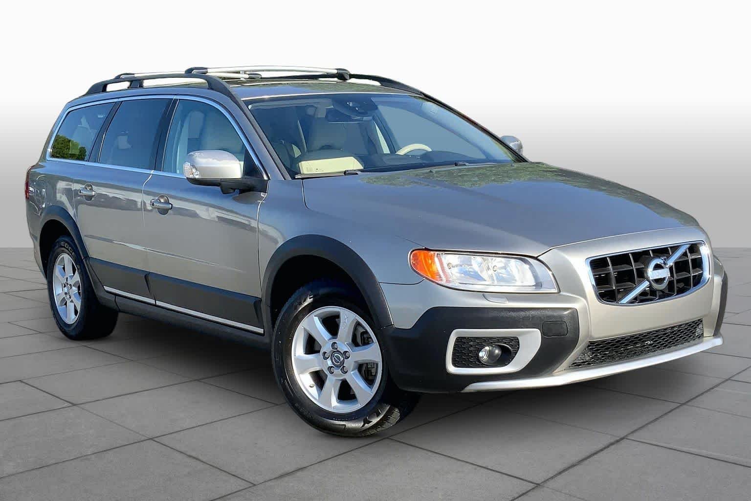 Used 2013 Volvo XC70 3.2 with VIN YV4952BL4D1163324 for sale in Columbus, GA