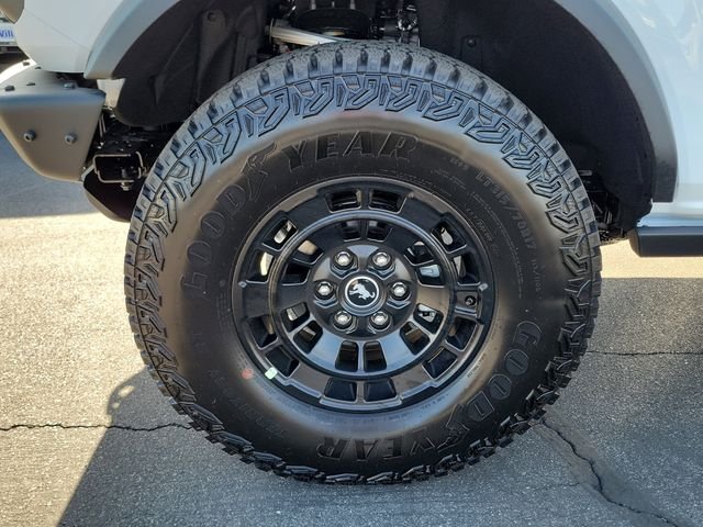New 2026 Oxford White Ford Badlands® image 23