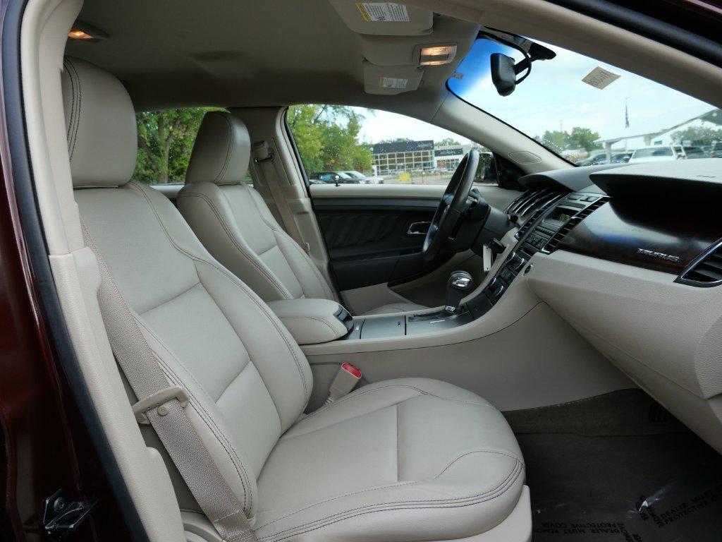 Used 2010 Red Ford SEL image 11