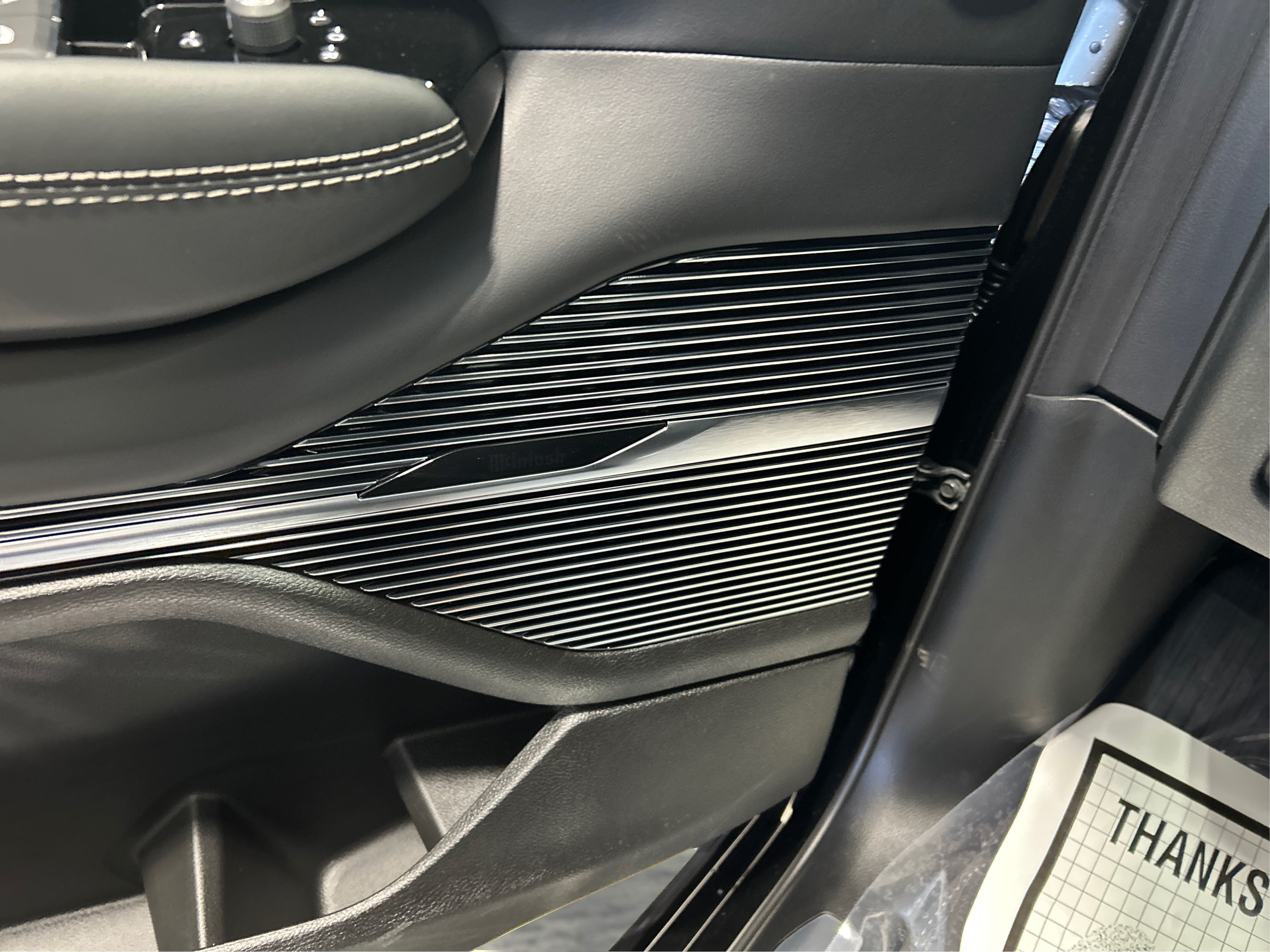 New 2026 High Gloss Black Exterior Paint Jeep Summit Obsidian image 28