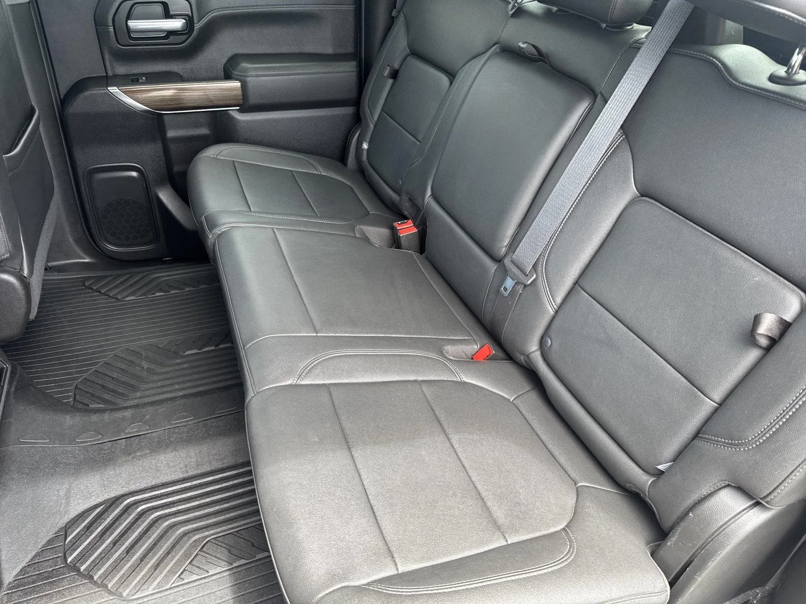 Used 2021 BLACK Chevrolet LT image 30