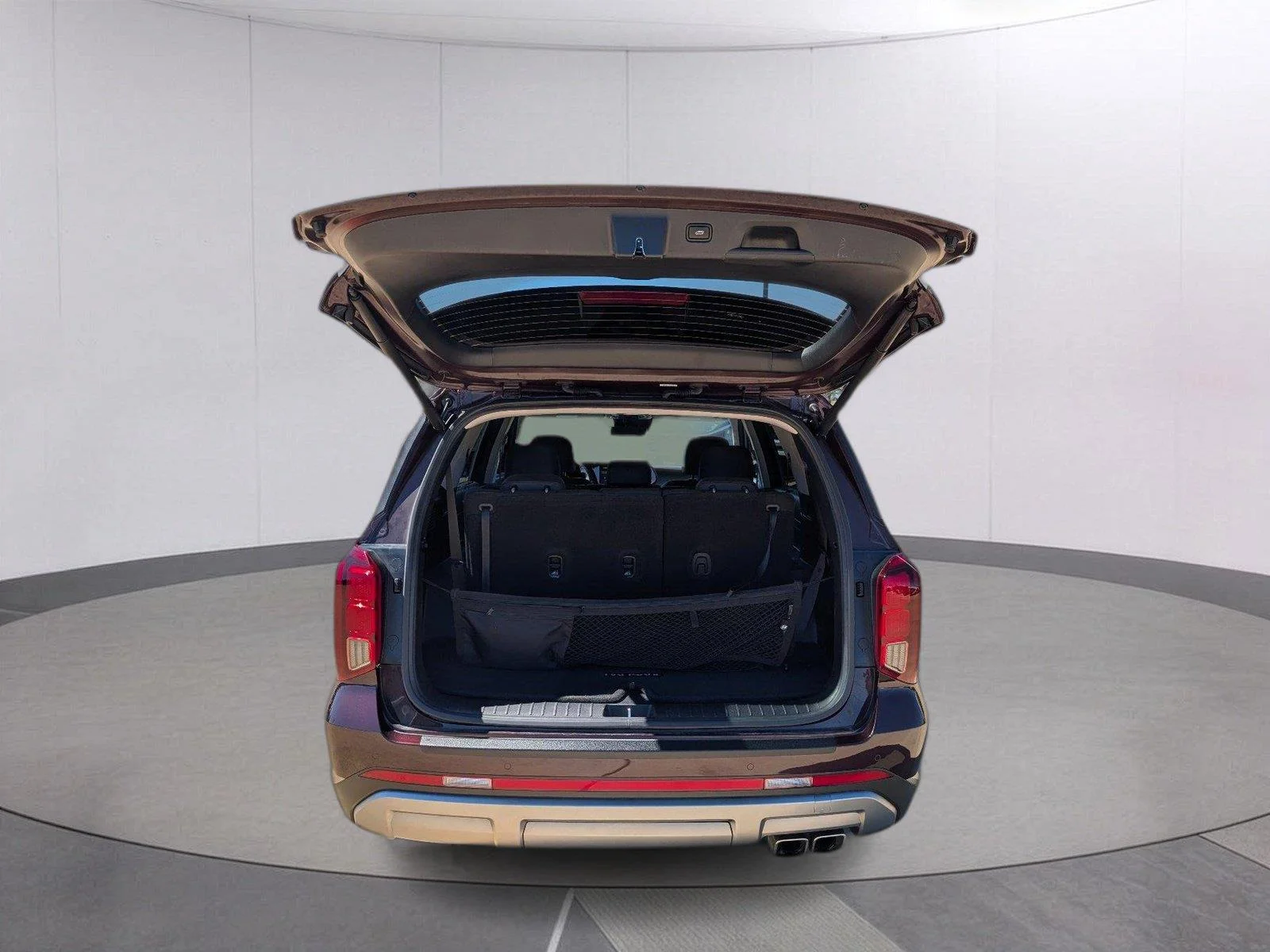 Used 2023 Sierra Burgundy Hyundai SEL image 5