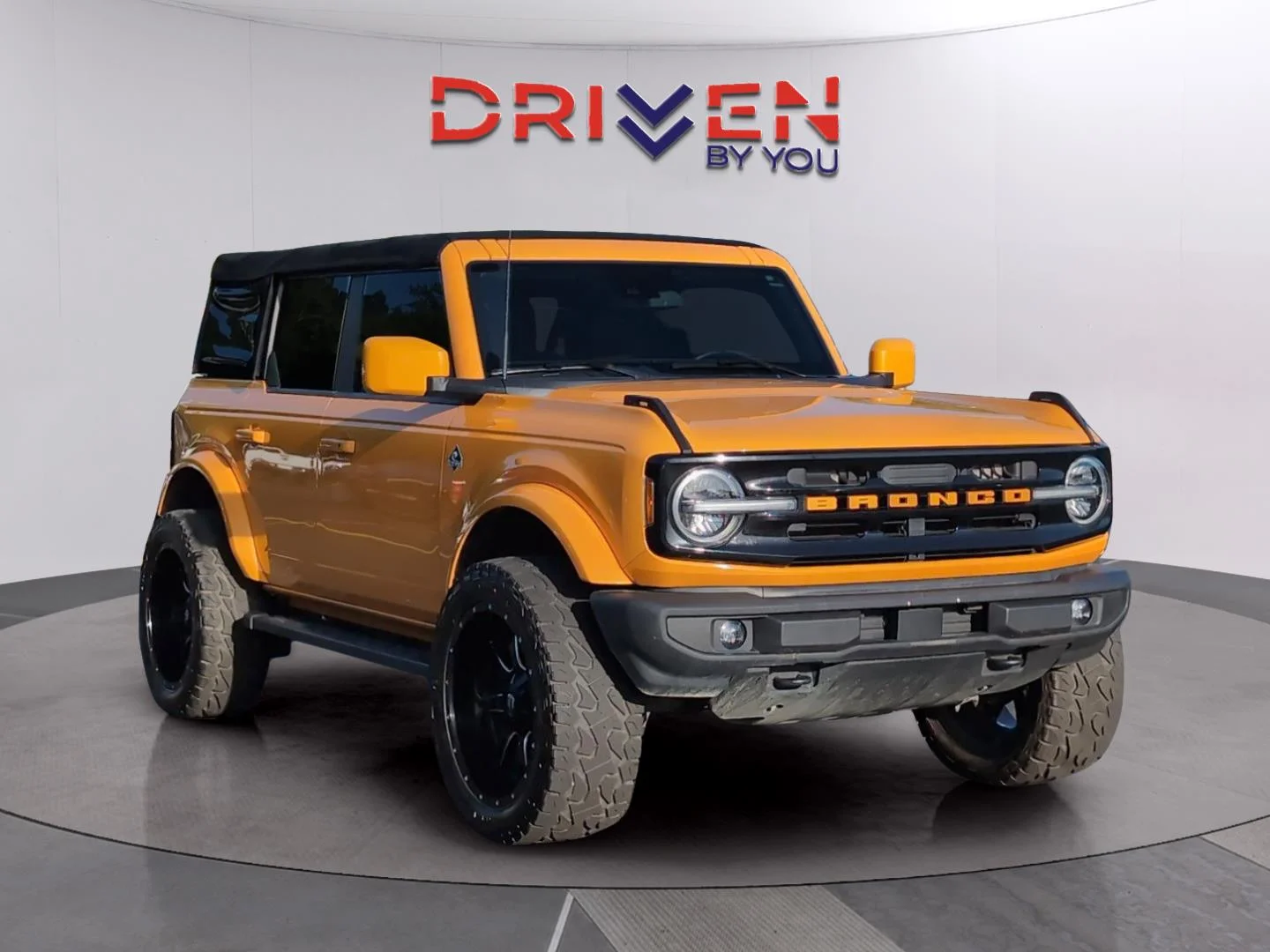 Used 2021 Cyber Orange Metallic Tri-Coat Ford Outer Banks image 7