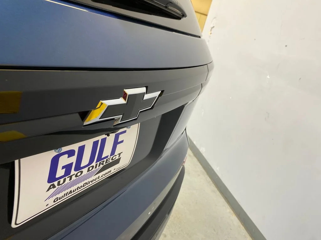 Used 2026 Blue Chevrolet Z71 image 17