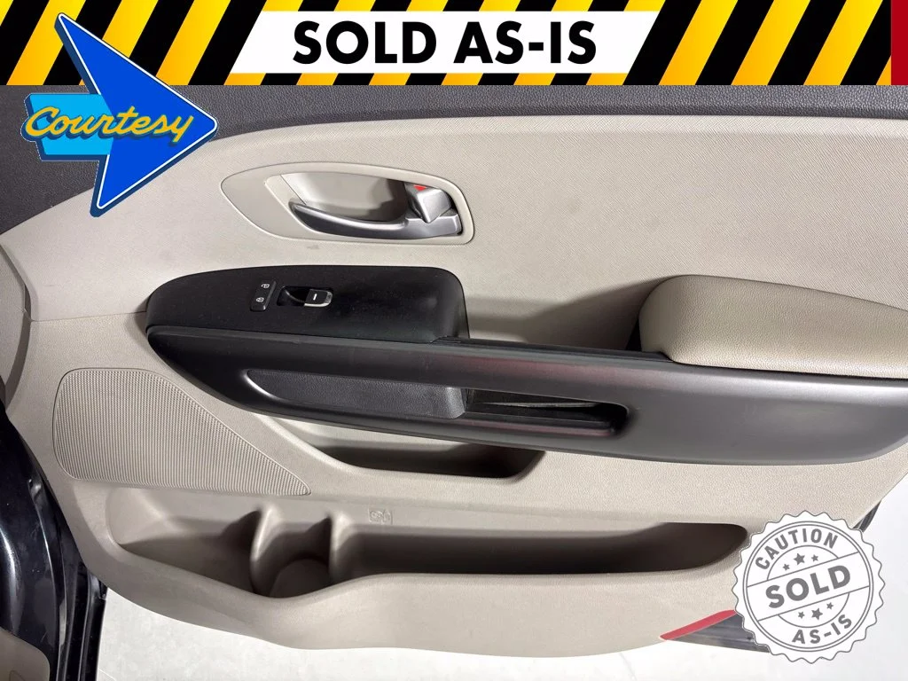 Used 2017 Black Kia LX image 14