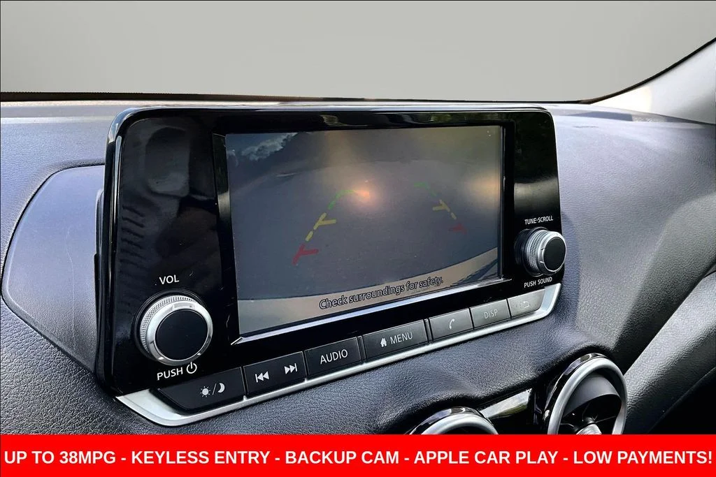 Used 2022 White Nissan S image 16