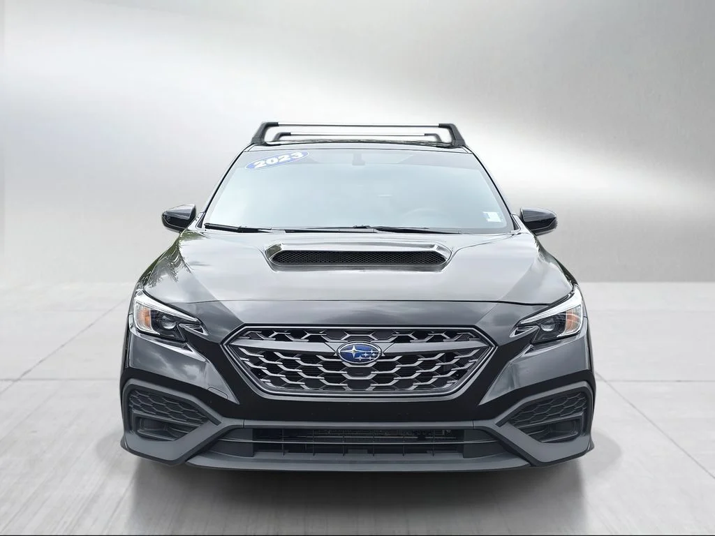 Used 2023 Crystal Black Silica Subaru Base image 8