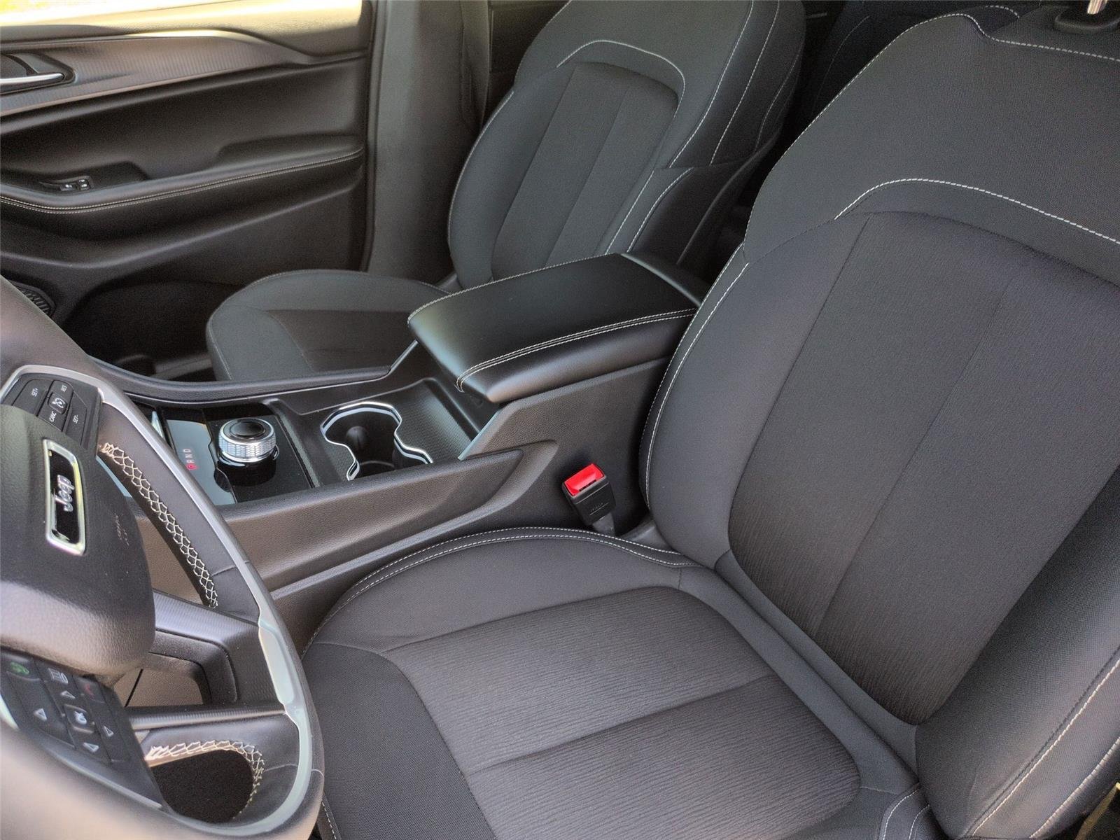 Used 2024 Bright White Clearcoat Jeep Laredo X image 18