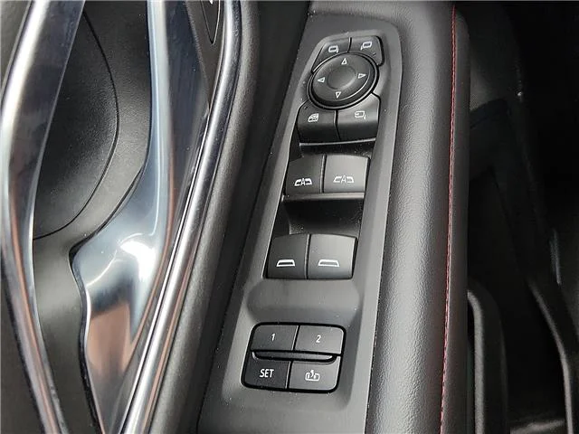Used 2023 Red Chevrolet RST 4x4 image 18