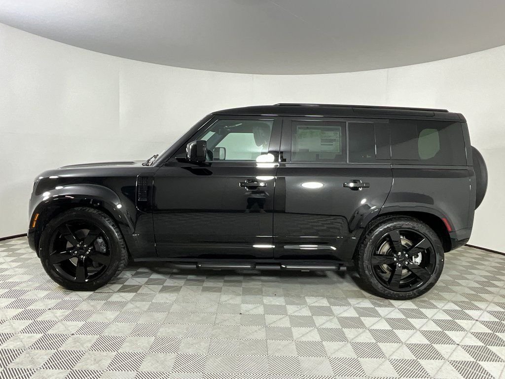 2026 Land Rover Defender X-Dynamic SE - Photo 6