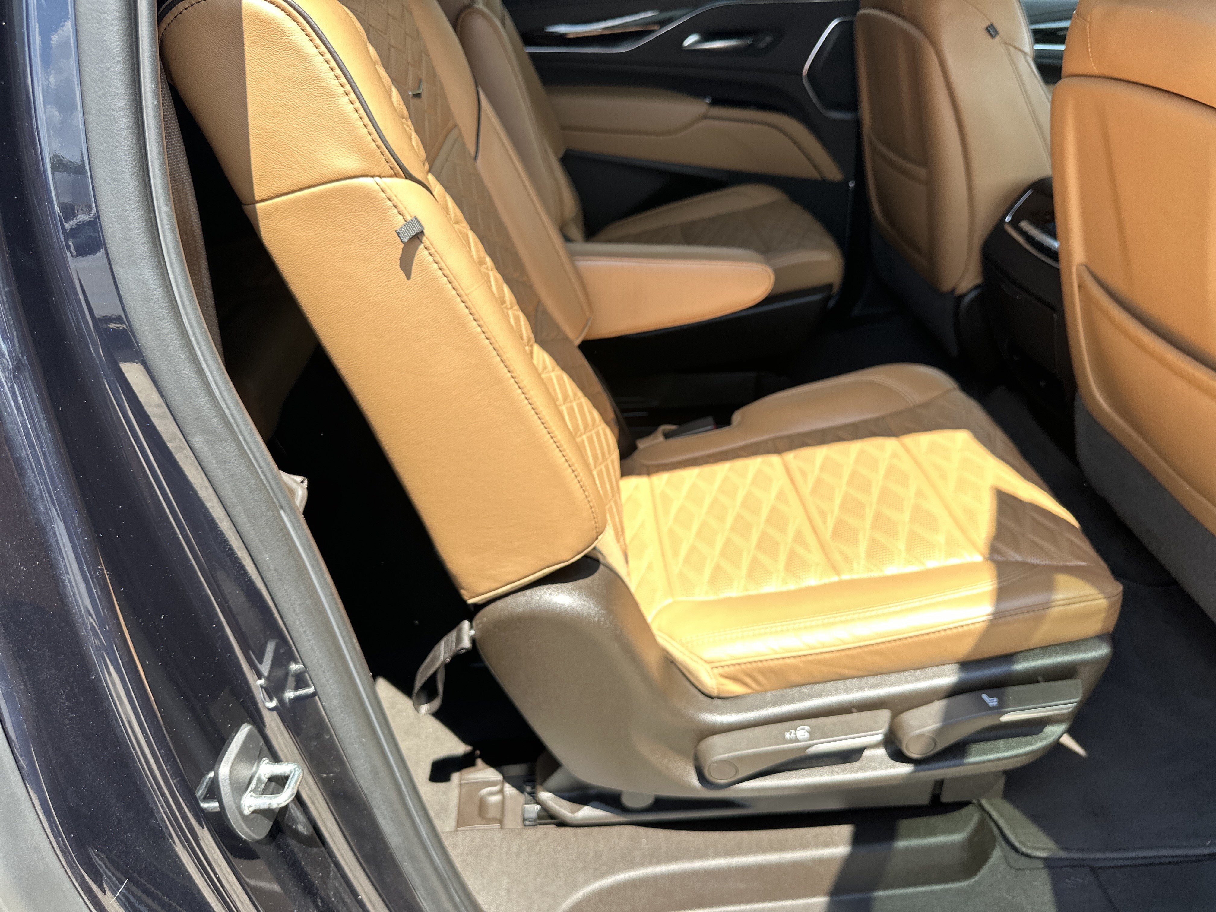 2021 Cadillac Escalade ESV Premium Luxury - Photo 16