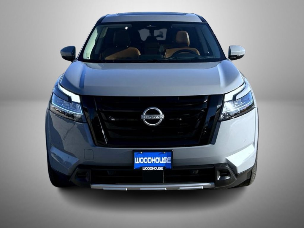 Used 2024 Gray Nissan Platinum image 2