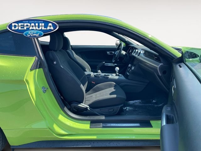 Used 2020 Green Ford GT image 37