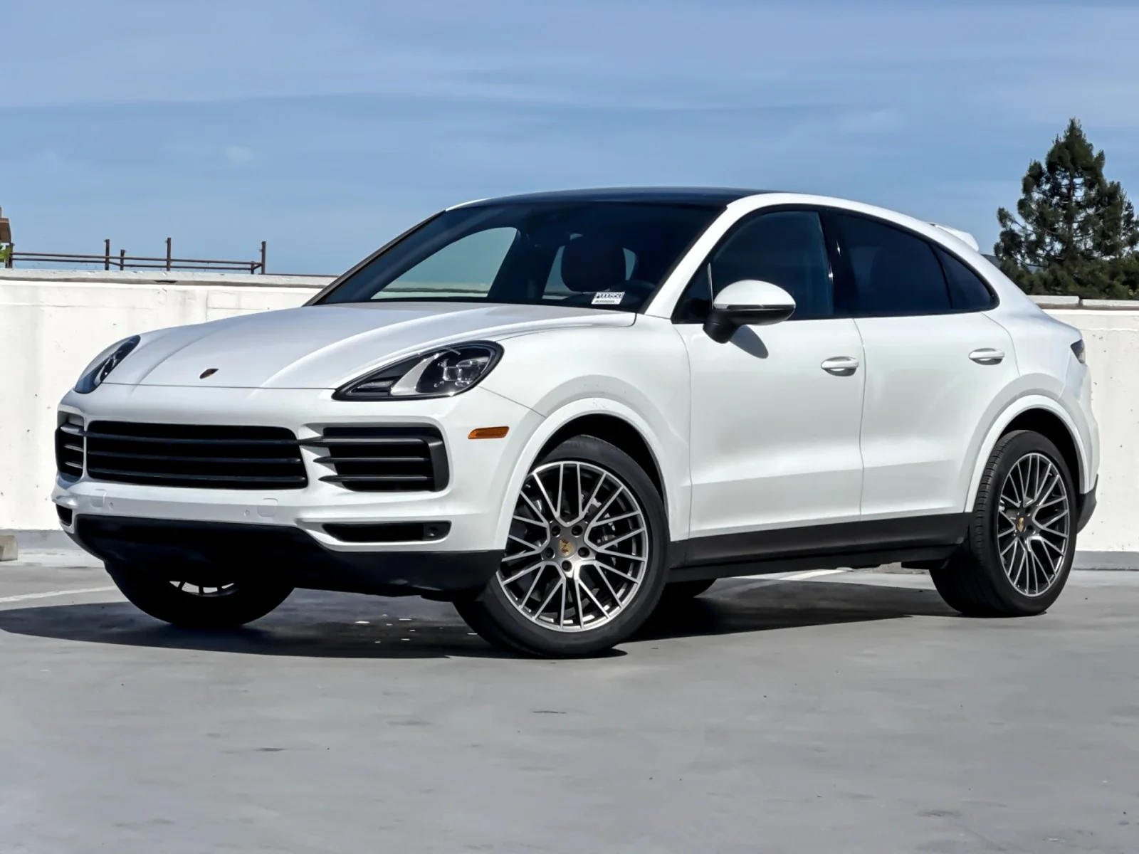 2022 Porsche Cayenne Coup Platinum Edition