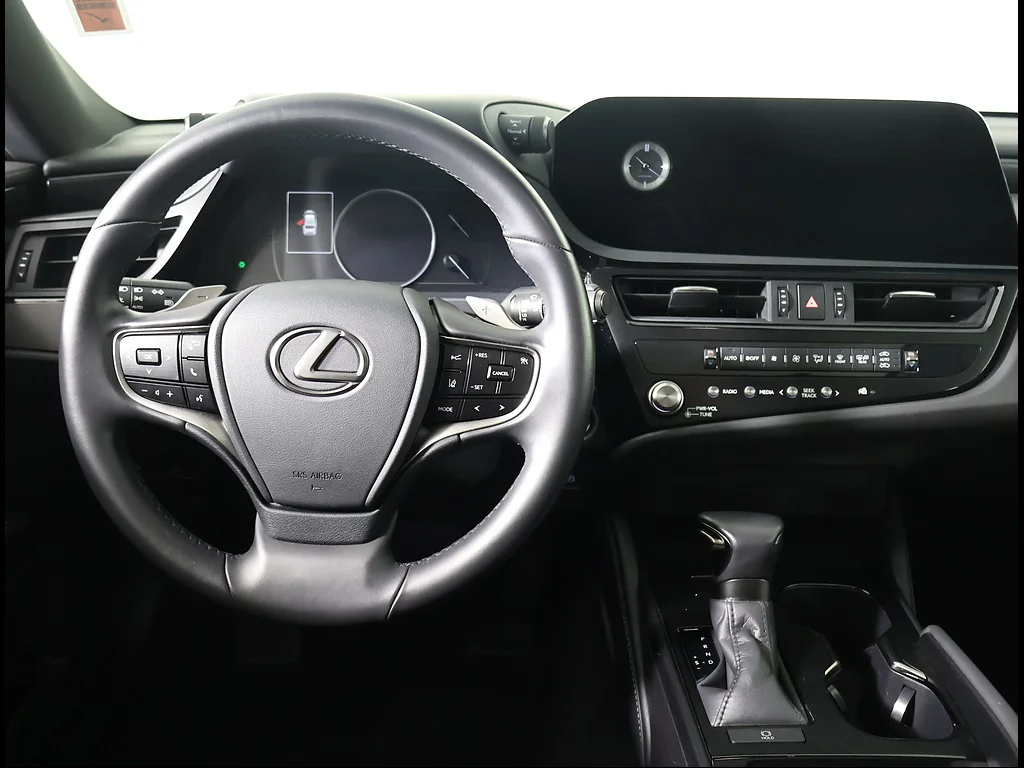 2025 Lexus ES 350 - Photo 8