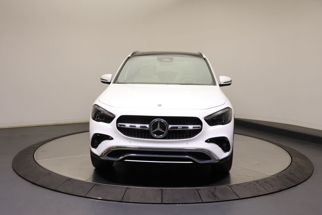 New 2026 Polar White Mercedes-Benz GLA 250 image 2