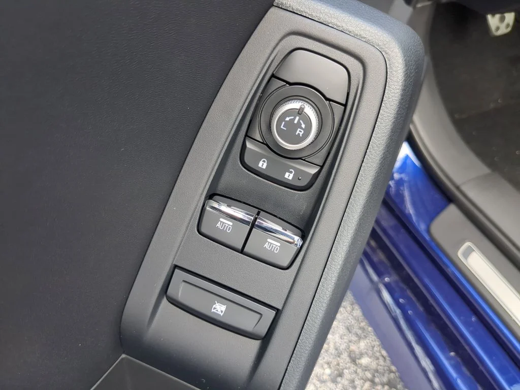 New 2026 SAPPHIRE BLUE PEARL Subaru tS image 17