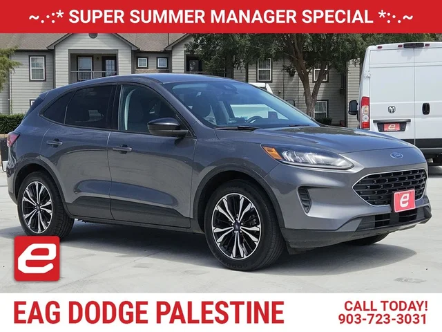 Pre-Owned 2022 Ford Escape SE