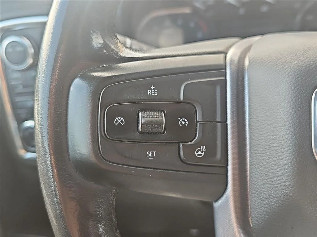 Used 2021 Onyx Black GMC SLE image 15