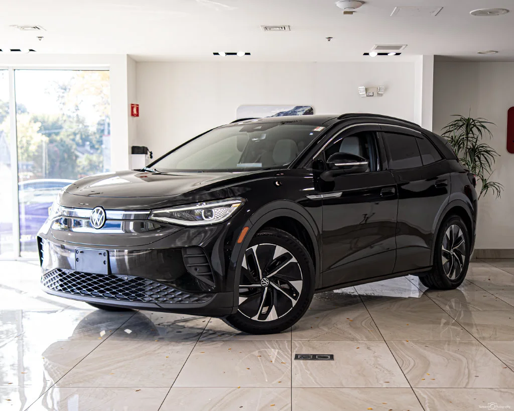 Used 2021 Black Volkswagen Pro S image 1