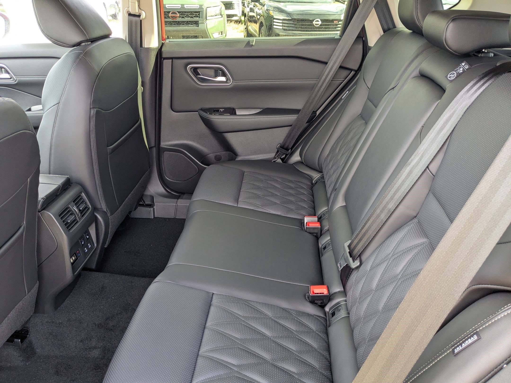 2026 Nissan Rogue Platinum - Photo 16