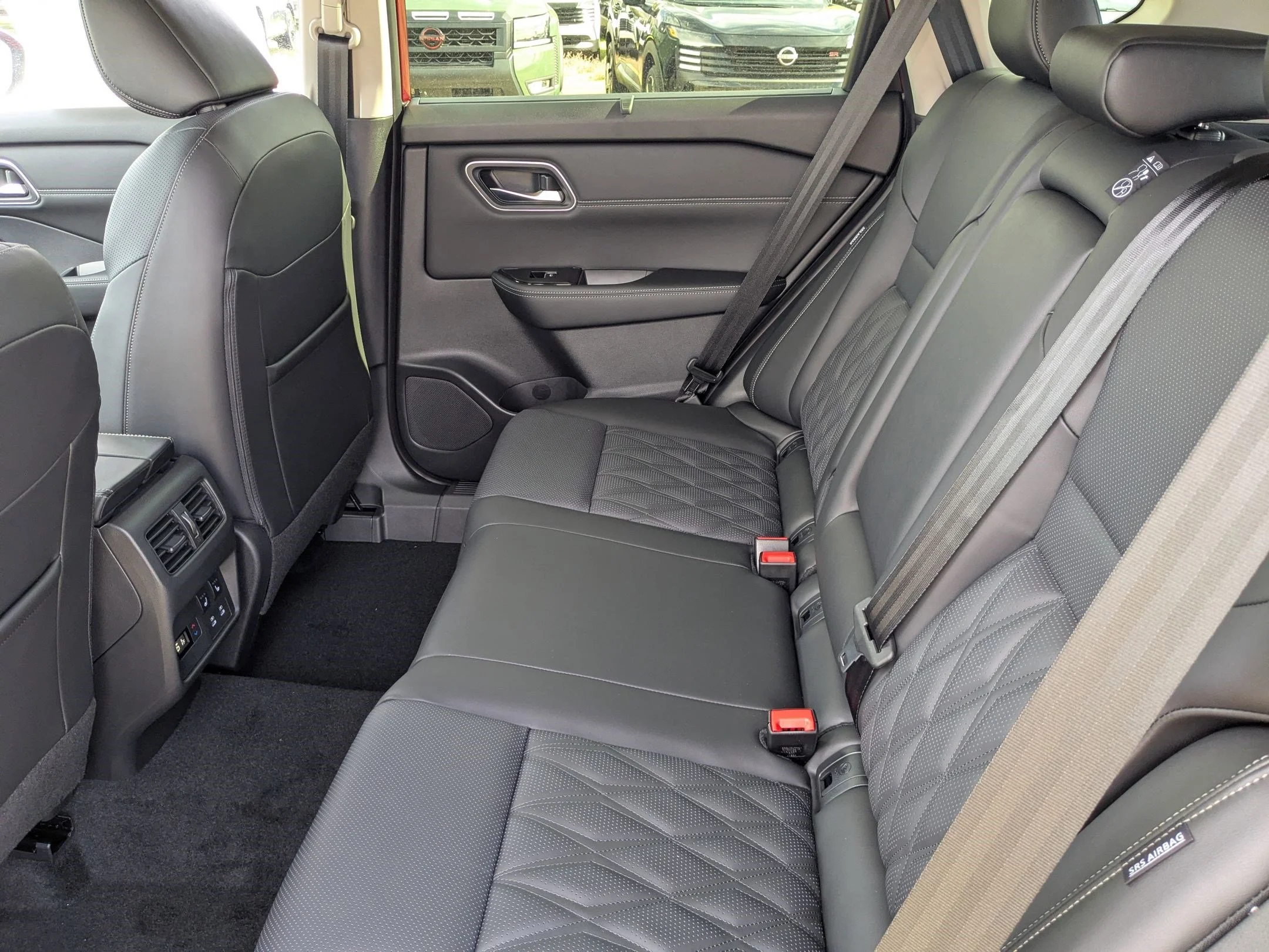2026 Nissan Rogue Platinum - Photo 16