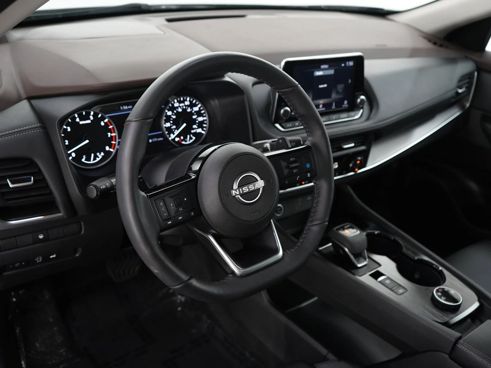 Used 2023 Pearl White Tricoat Nissan SV image 21