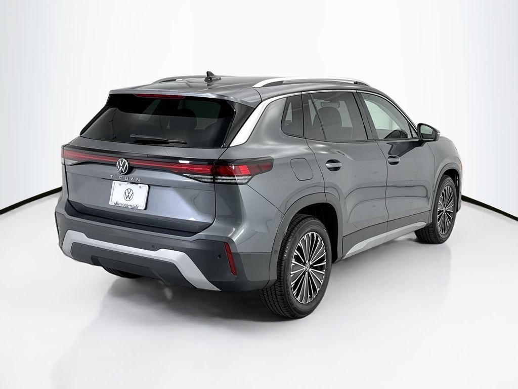 New 2026 Platinum Gray Metallic Volkswagen S image 5