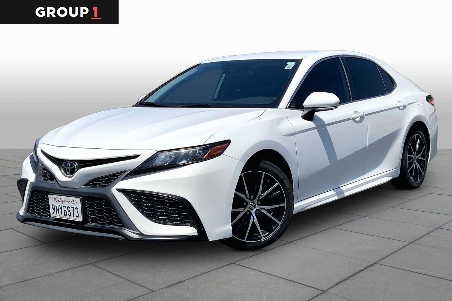 2022 Toyota Camry SE