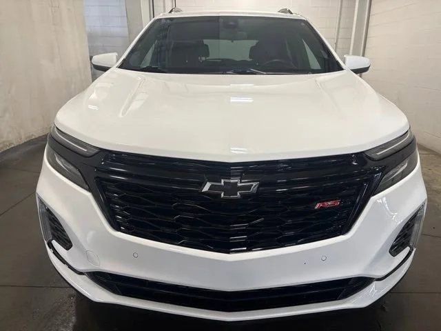 Used 2024 Summit White Chevrolet RS image 2